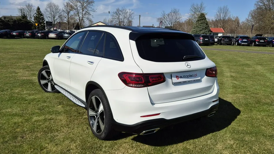 MERCEDES-BENZ GLC -