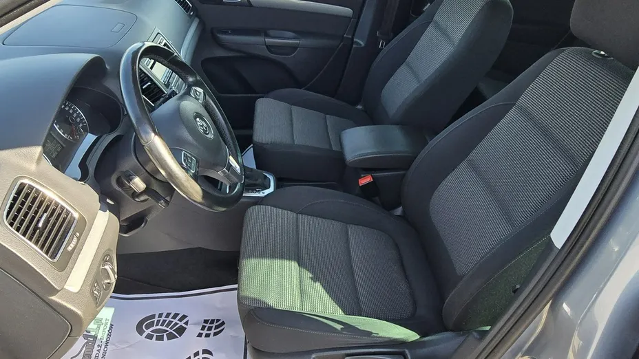 VOLKSWAGEN Sharan -