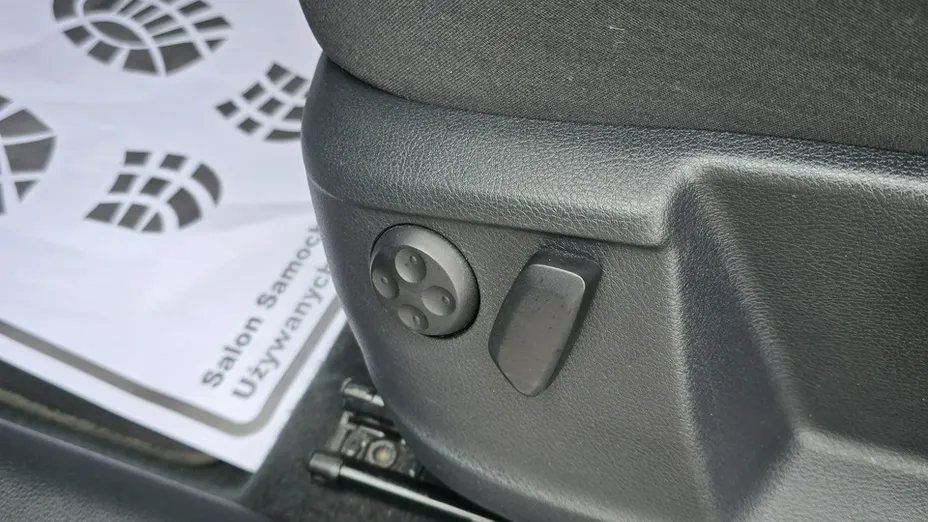 VOLKSWAGEN Sharan -
