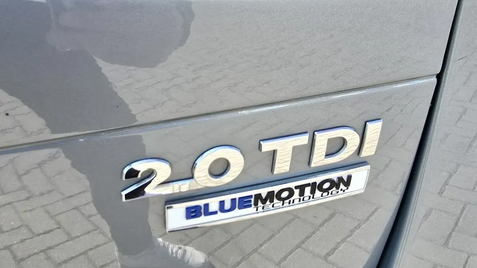 VOLKSWAGEN Sharan -