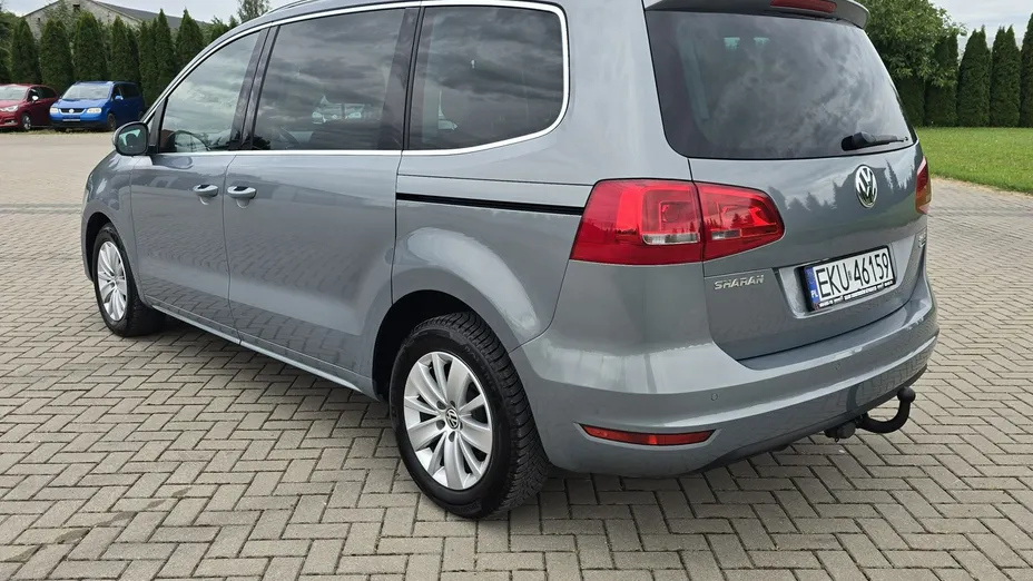 VOLKSWAGEN Sharan -