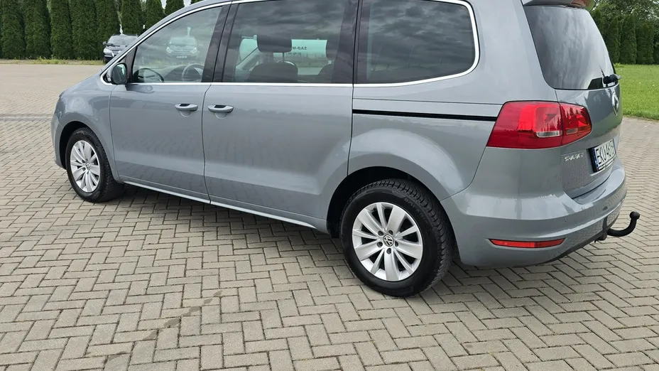 VOLKSWAGEN Sharan -