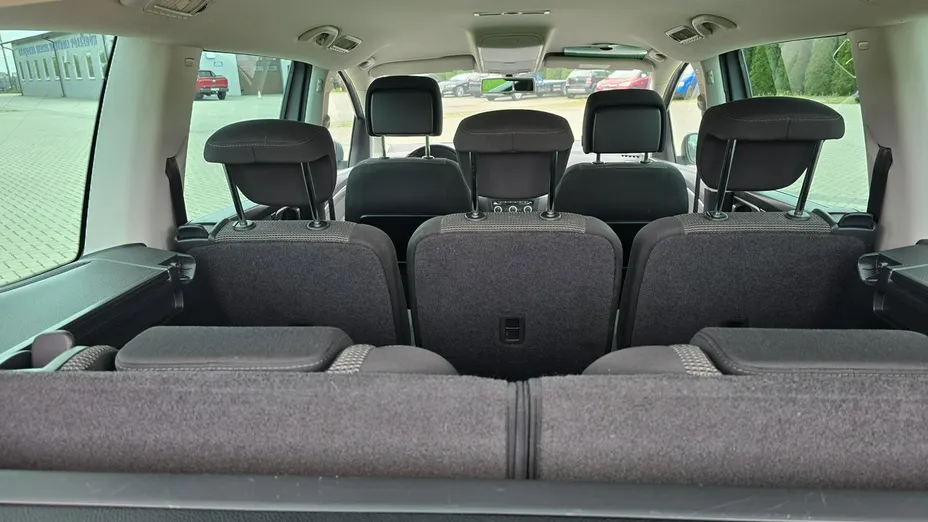 VOLKSWAGEN Sharan -