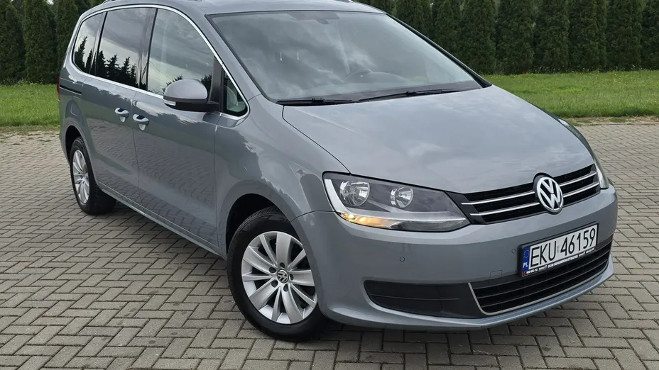VOLKSWAGEN Sharan -