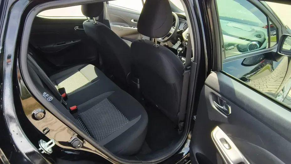NISSAN Micra -