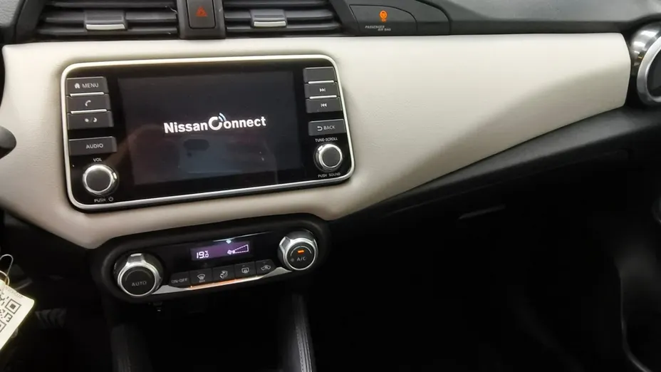 NISSAN Micra -