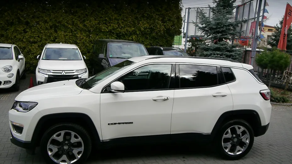 JEEP Compass -