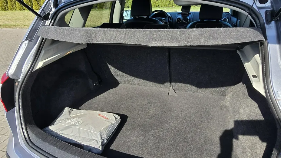 NISSAN Qashqai -