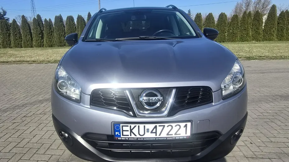 NISSAN Qashqai -