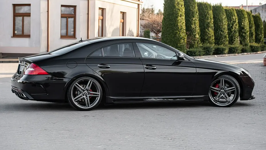 MERCEDES-BENZ CLS -
