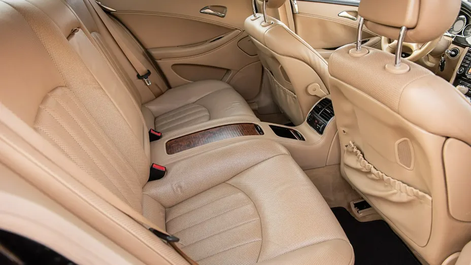 MERCEDES-BENZ CLS -