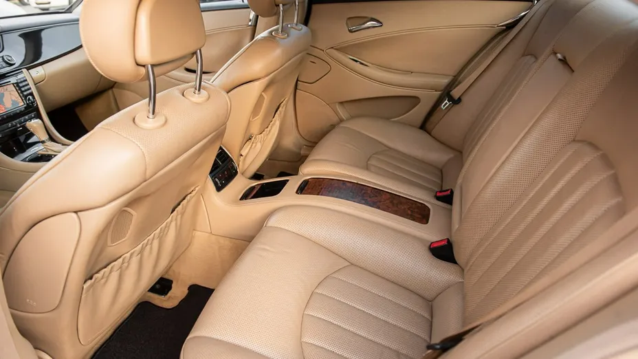MERCEDES-BENZ CLS -