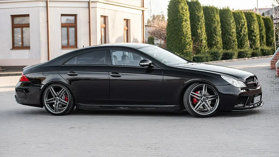 MERCEDES-BENZ CLS -