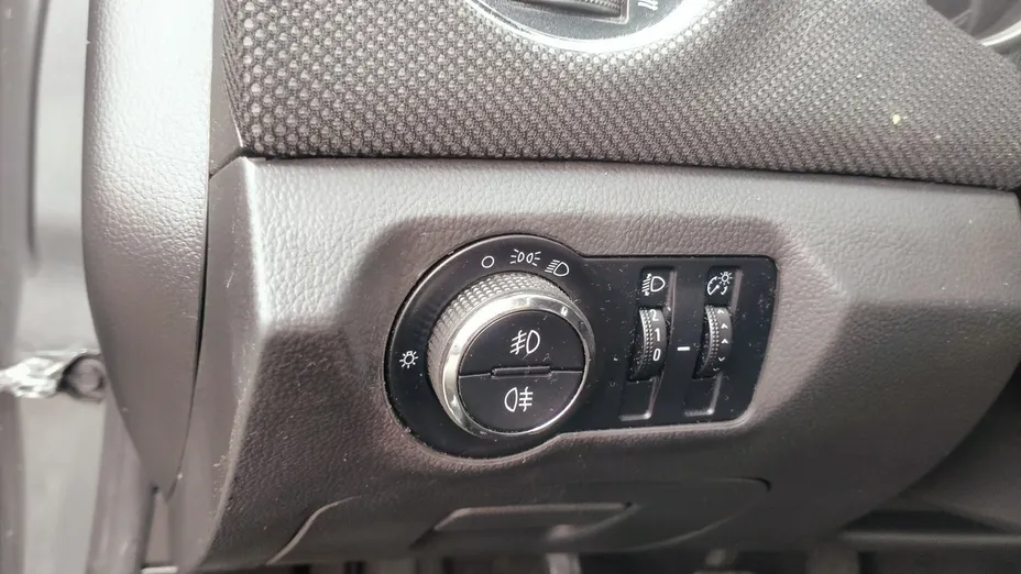 CHEVROLET Cruze -