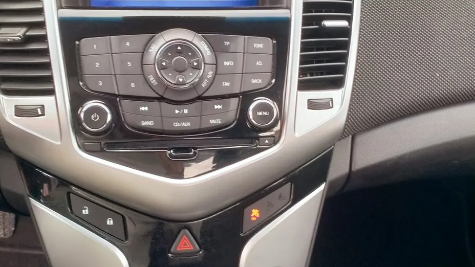 CHEVROLET Cruze -