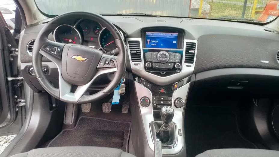 CHEVROLET Cruze -