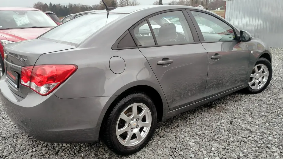 CHEVROLET Cruze -