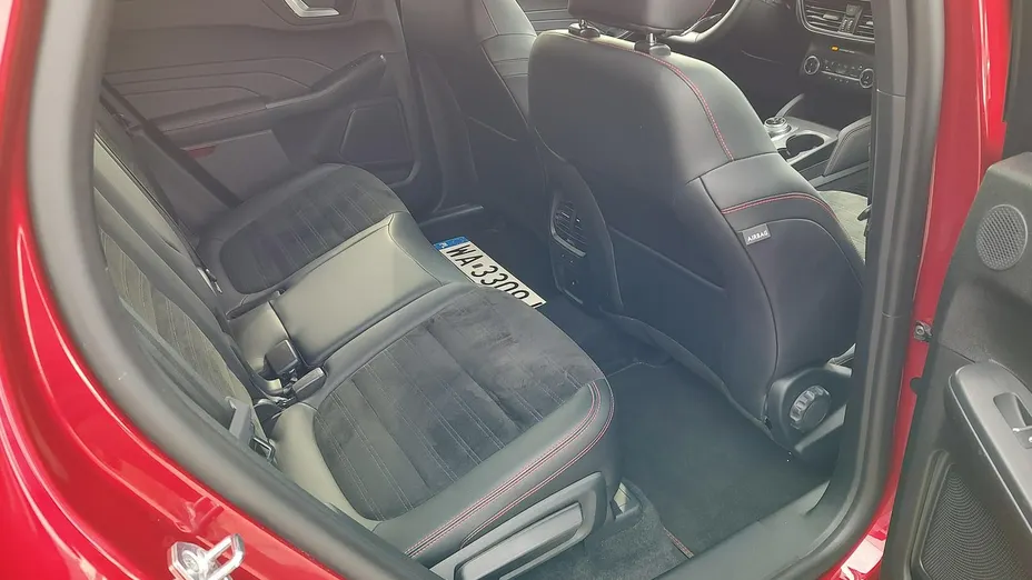 FORD Kuga -