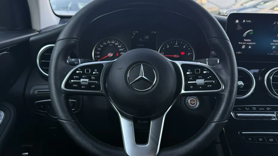 MERCEDES-BENZ GLC -