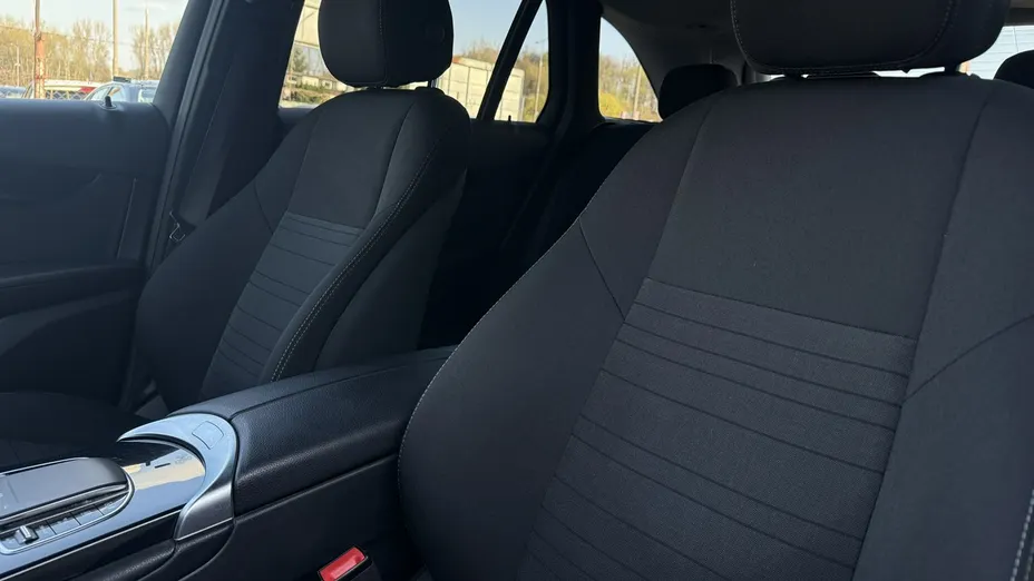 MERCEDES-BENZ GLC -