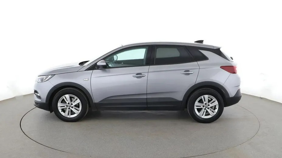OPEL Grandland X -