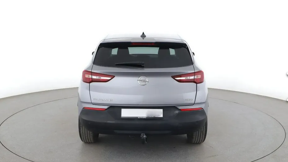 OPEL Grandland X -
