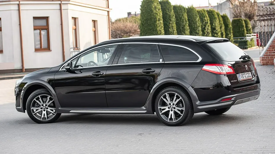 PEUGEOT 508 -