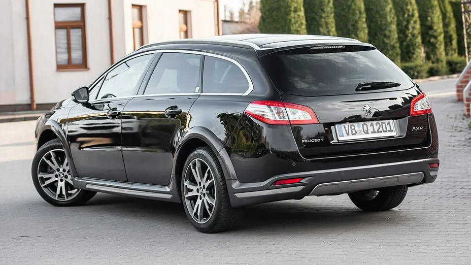 PEUGEOT 508 -