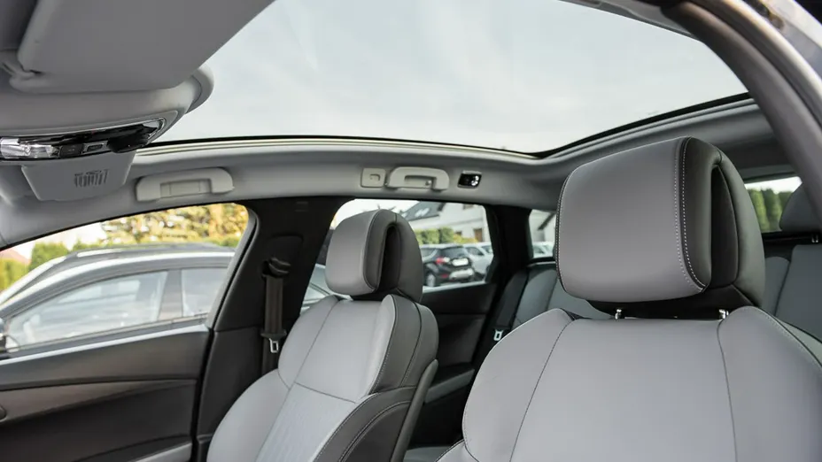 PEUGEOT 508 -