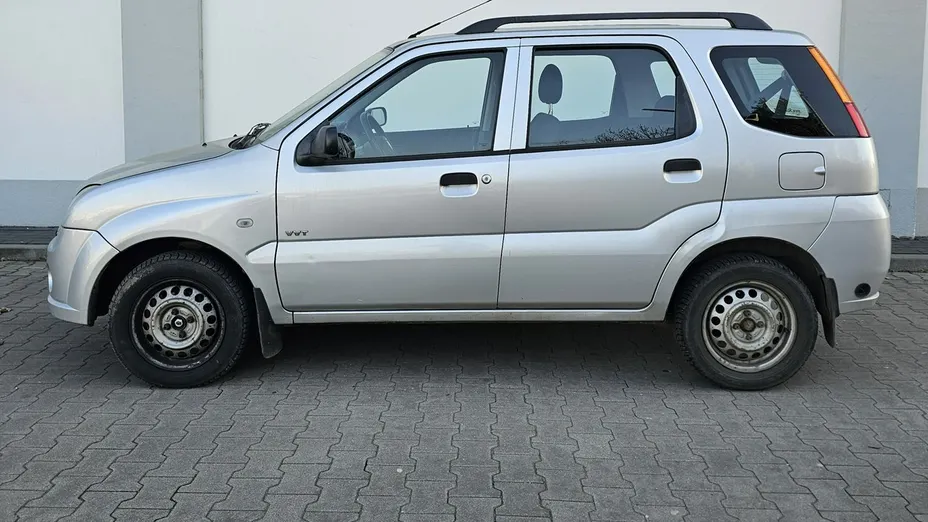 SUZUKI Ignis -