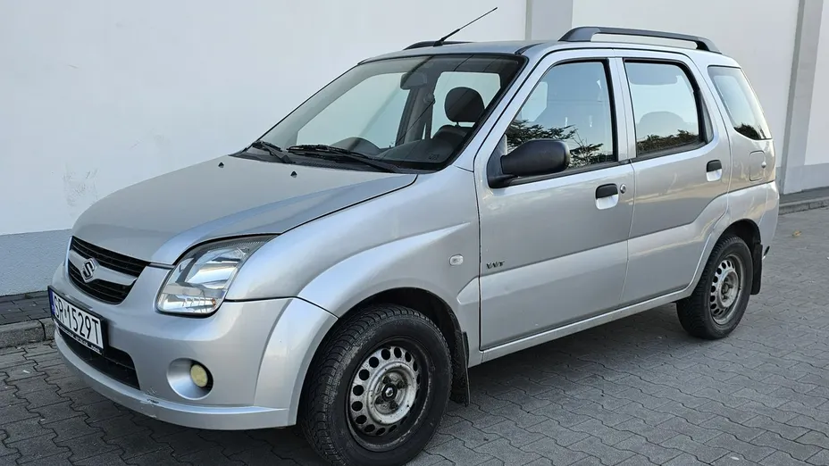 SUZUKI Ignis -
