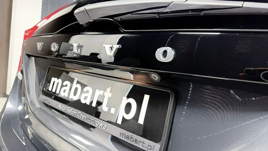 VOLVO V60 -