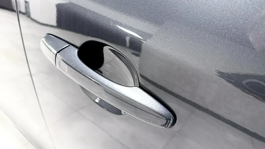 VOLVO V60 -