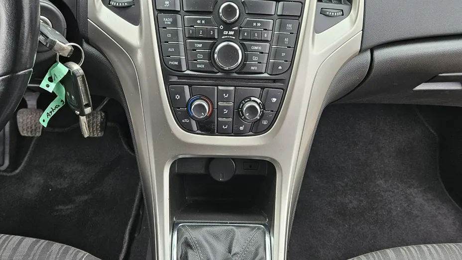 OPEL Astra -
