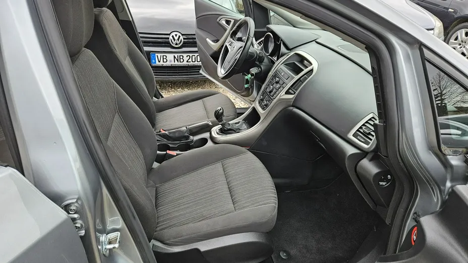 OPEL Astra -