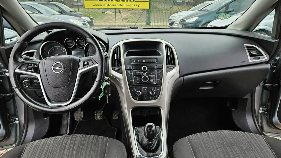 OPEL Astra -