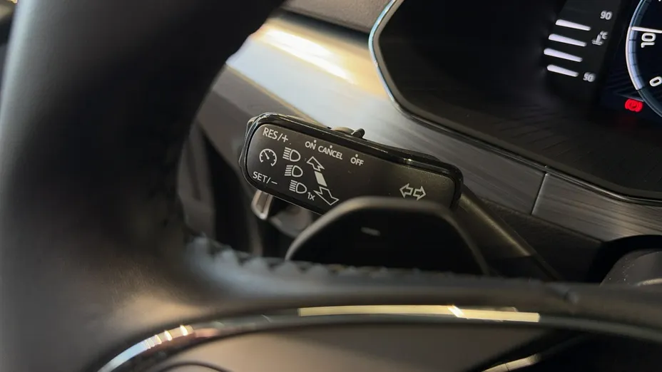 SKODA Superb -