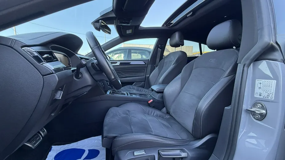 VOLKSWAGEN Arteon -