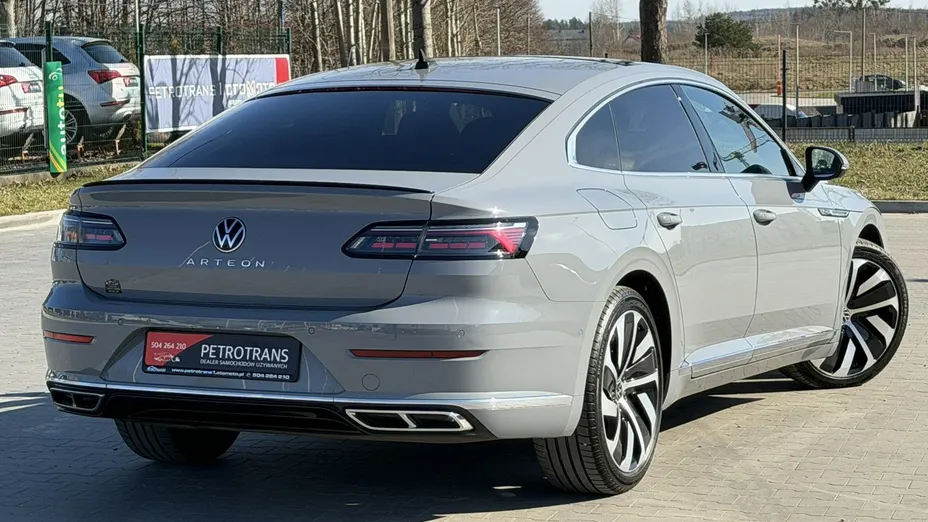 VOLKSWAGEN Arteon -