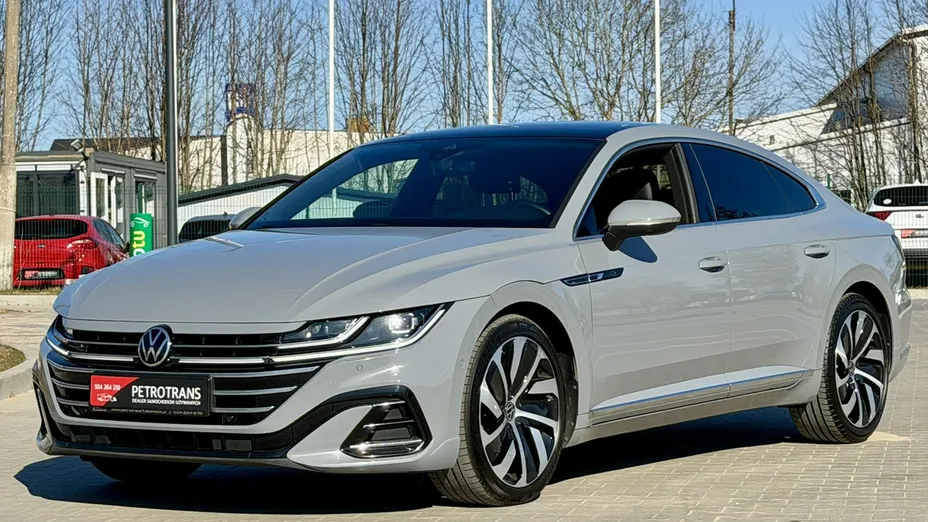 VOLKSWAGEN Arteon -