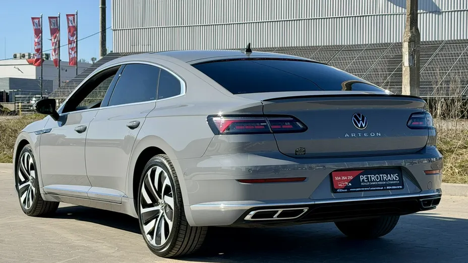 VOLKSWAGEN Arteon -