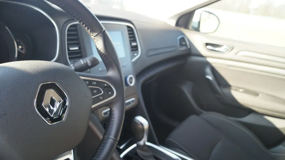 RENAULT Megane -