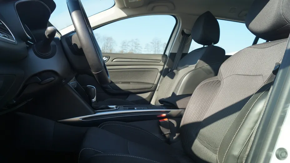 RENAULT Megane -