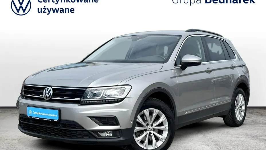 VOLKSWAGEN Tiguan -