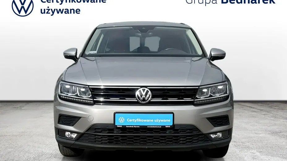 VOLKSWAGEN Tiguan -