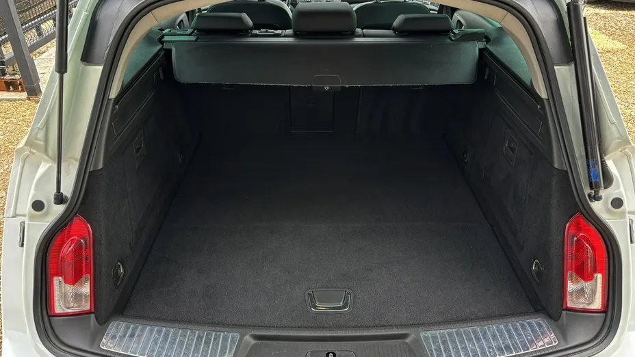 OPEL Insignia -