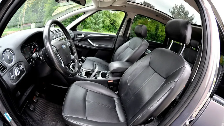 FORD S-MAX -