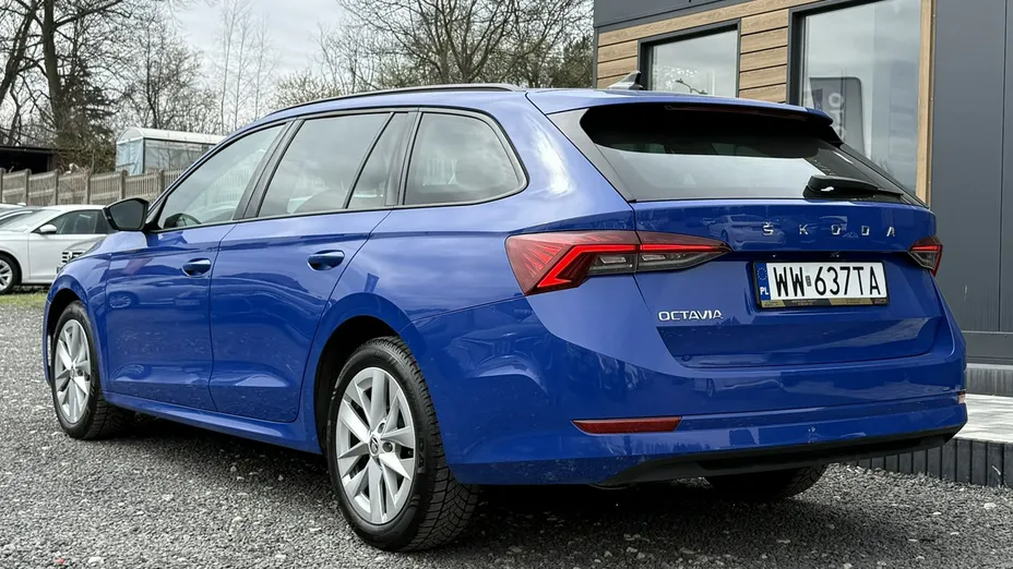 SKODA Octavia -