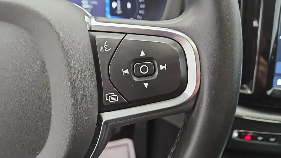VOLVO XC60 -