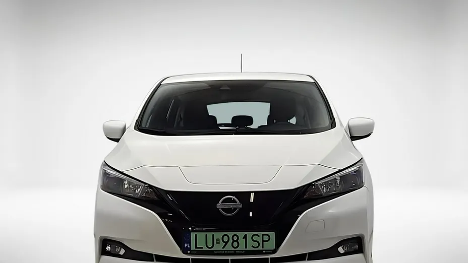 NISSAN Leaf -